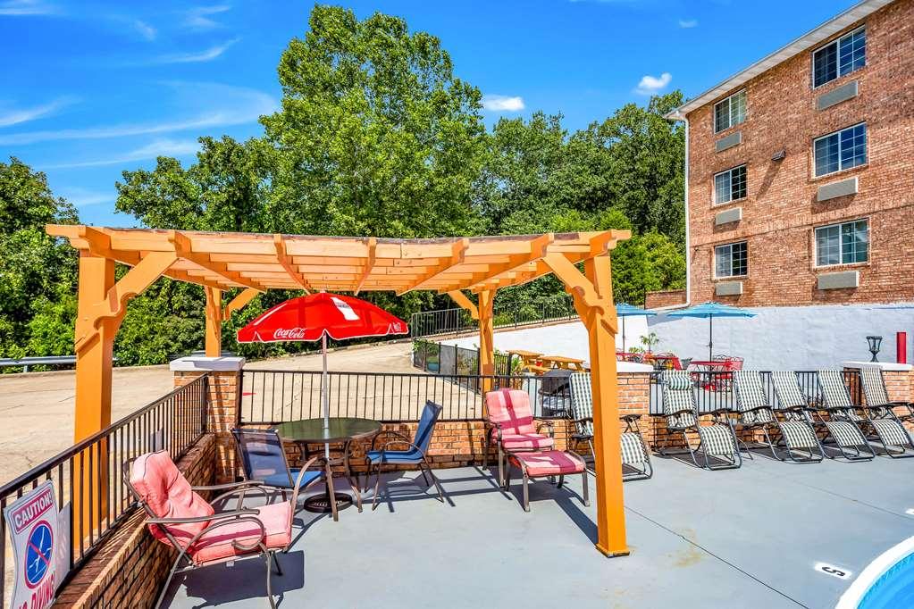 Rodeway Inn Branson, Brick House Зручності фото