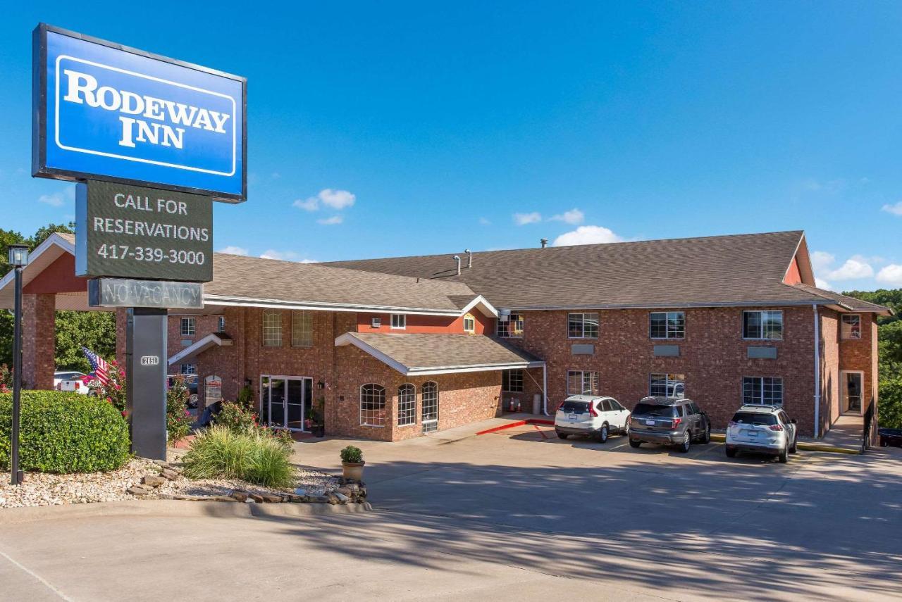 Rodeway Inn Branson, Brick House Екстер'єр фото