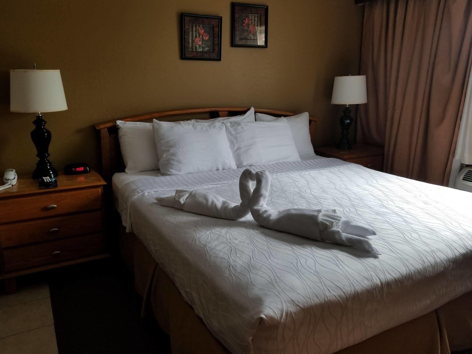 Rodeway Inn Branson, Brick House Екстер'єр фото