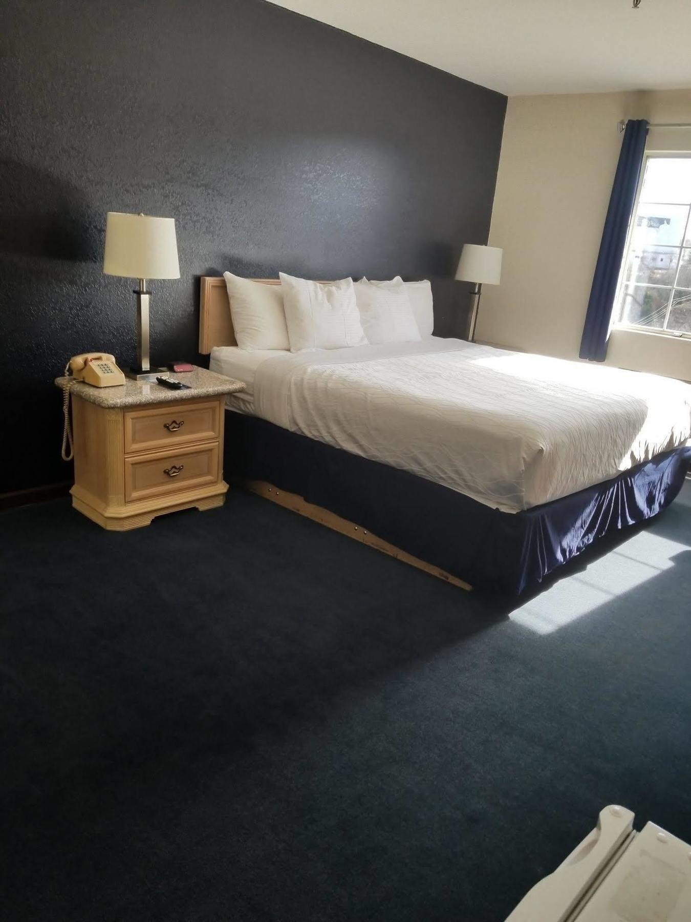 Rodeway Inn Branson, Brick House Екстер'єр фото