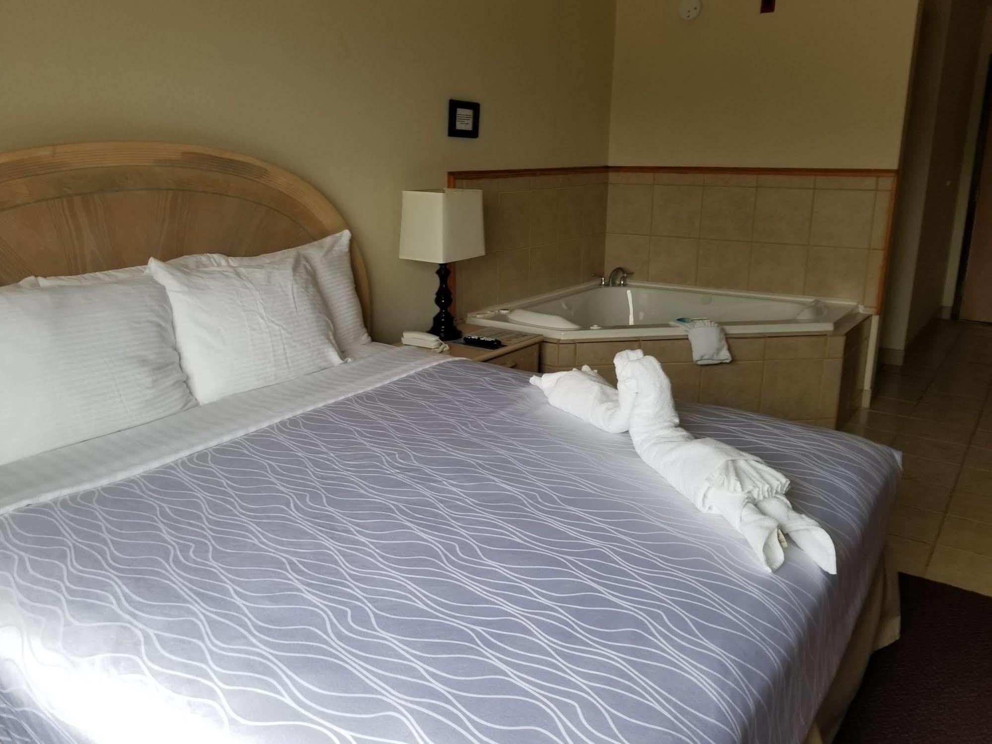 Rodeway Inn Branson, Brick House Екстер'єр фото